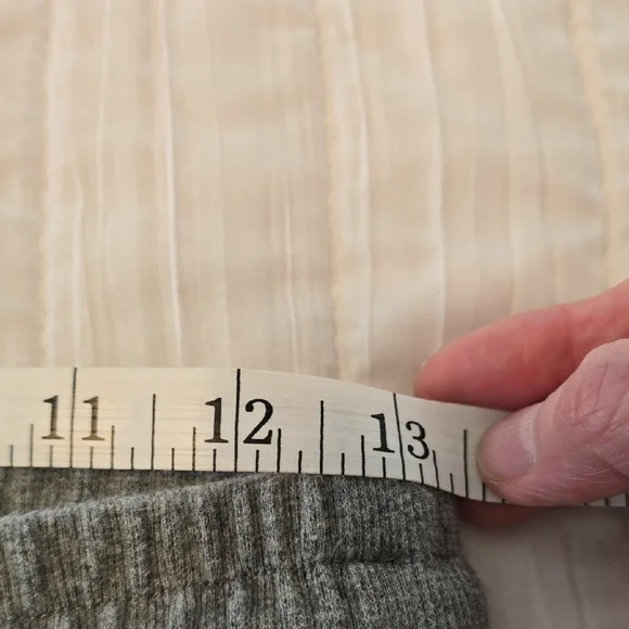 Express Women's Gray Sweatpants. Size XXS - Picture 12 of 15